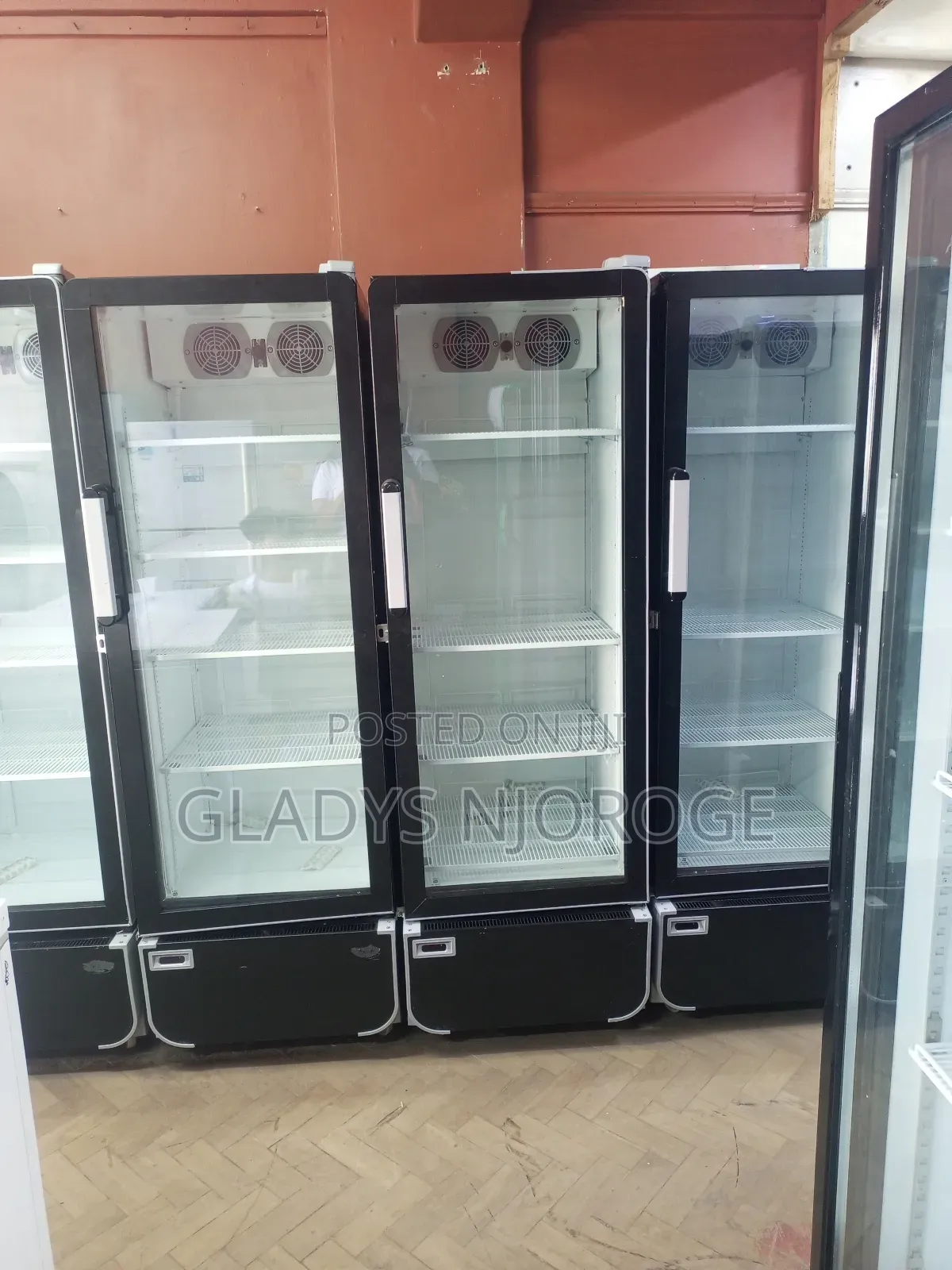 Perfct Working Display Fridge (Well Maintained)