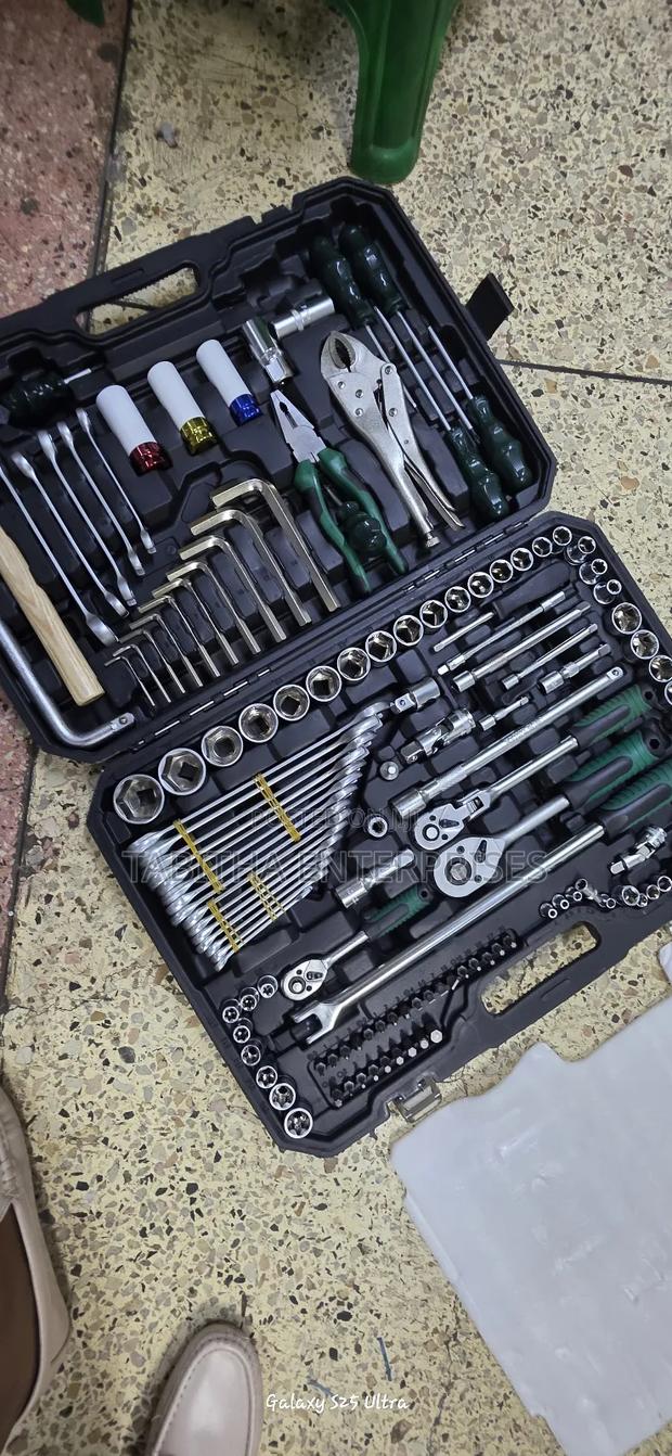 142pc Combination Socket Wrench - main view