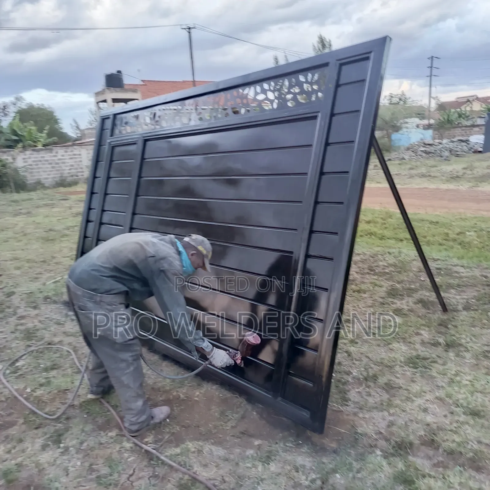Strong & Stylish Custom Steel Gates – Made To Last!
