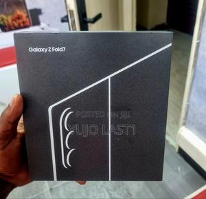 New Samsung Galaxy Z Fold7 256 GB Blue - main view