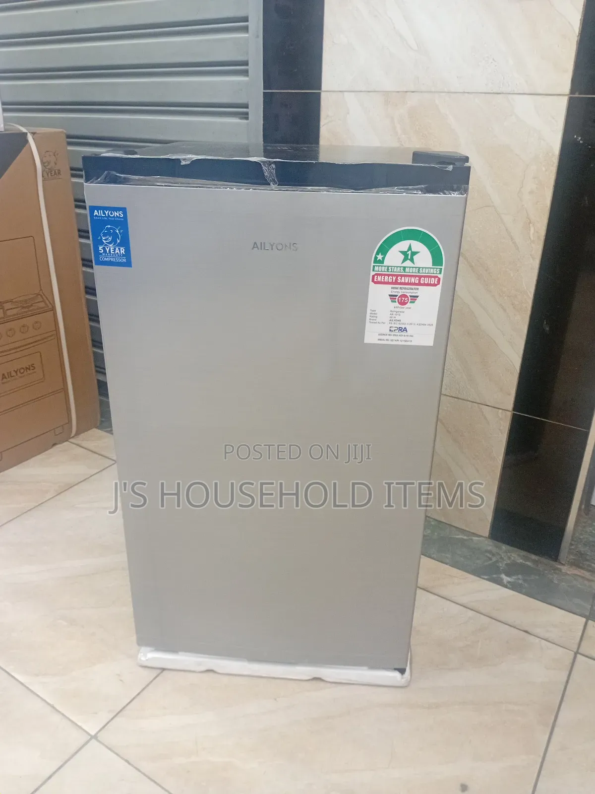 Ailyons 90 Litres Fridge