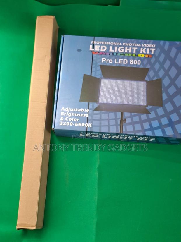 U800 Professional Led Studio Light For Photography & Video - thumbnail 2