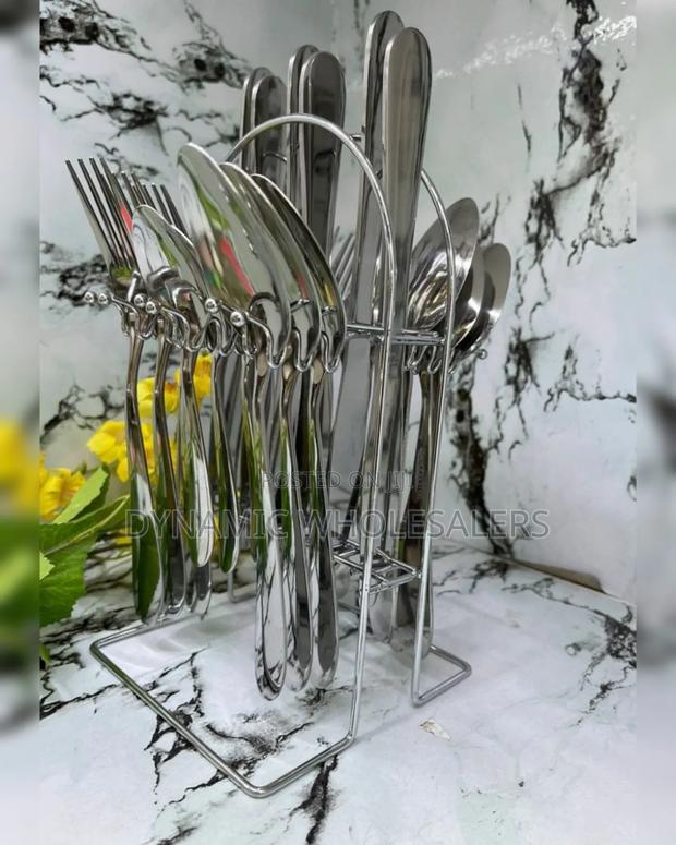 24 PCS Stainless Steel Cutlery Set With a Stand