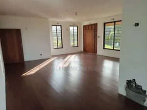 5bdrm Maisonette in Njoro for sale