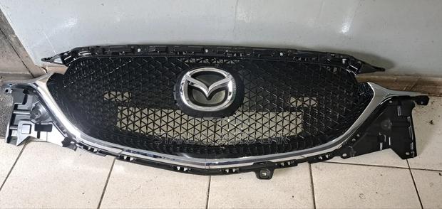 Grill Mazda Cx5 2017 - main view