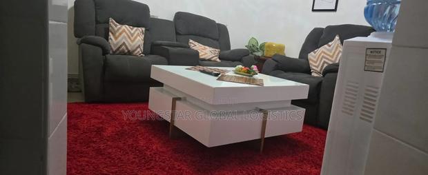 Arirbnb 1 Bedroom in Donholm - thumbnail 2