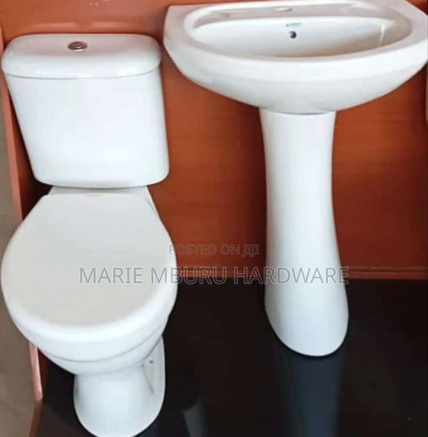 Toilet Close Couple - main view
