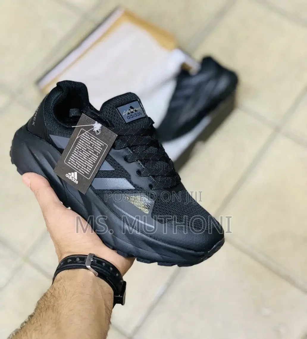Adidas Trainers / Work Out Shoes 40-45