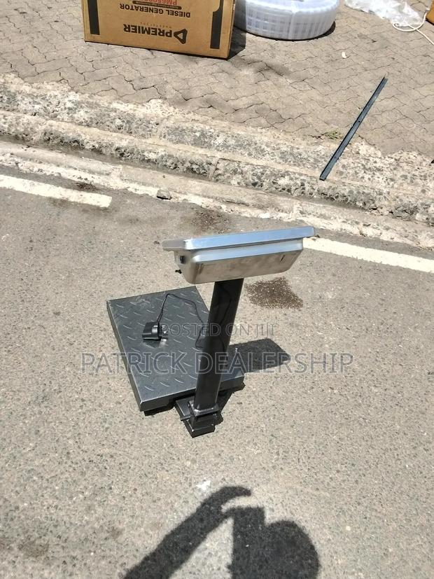 Electronic Weighing Scale - main view