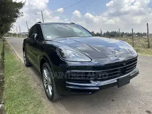 Porsche Cayenne Base AWD 2018 Blue