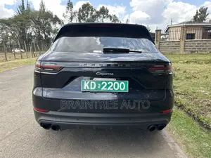 Porsche Cayenne Base AWD 2018 Blue