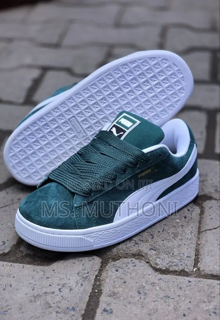 Puma Unisex Suede Platform Sneaker