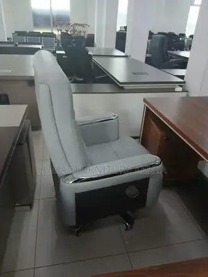 High-Back Director’S Chair