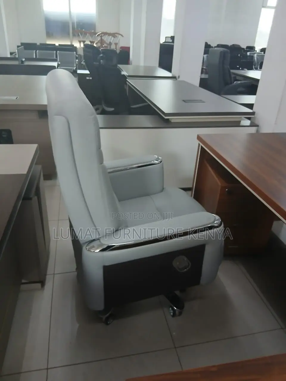 High-Back Director’S Chair