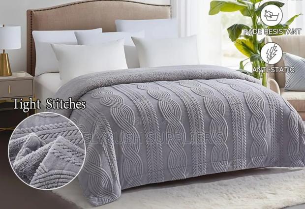 Sherpa Throw Blanket Size 200 * 230 Cm - thumbnail 6