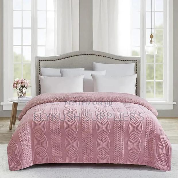 Sherpa Throw Blanket Size 200 * 230 Cm - thumbnail 9