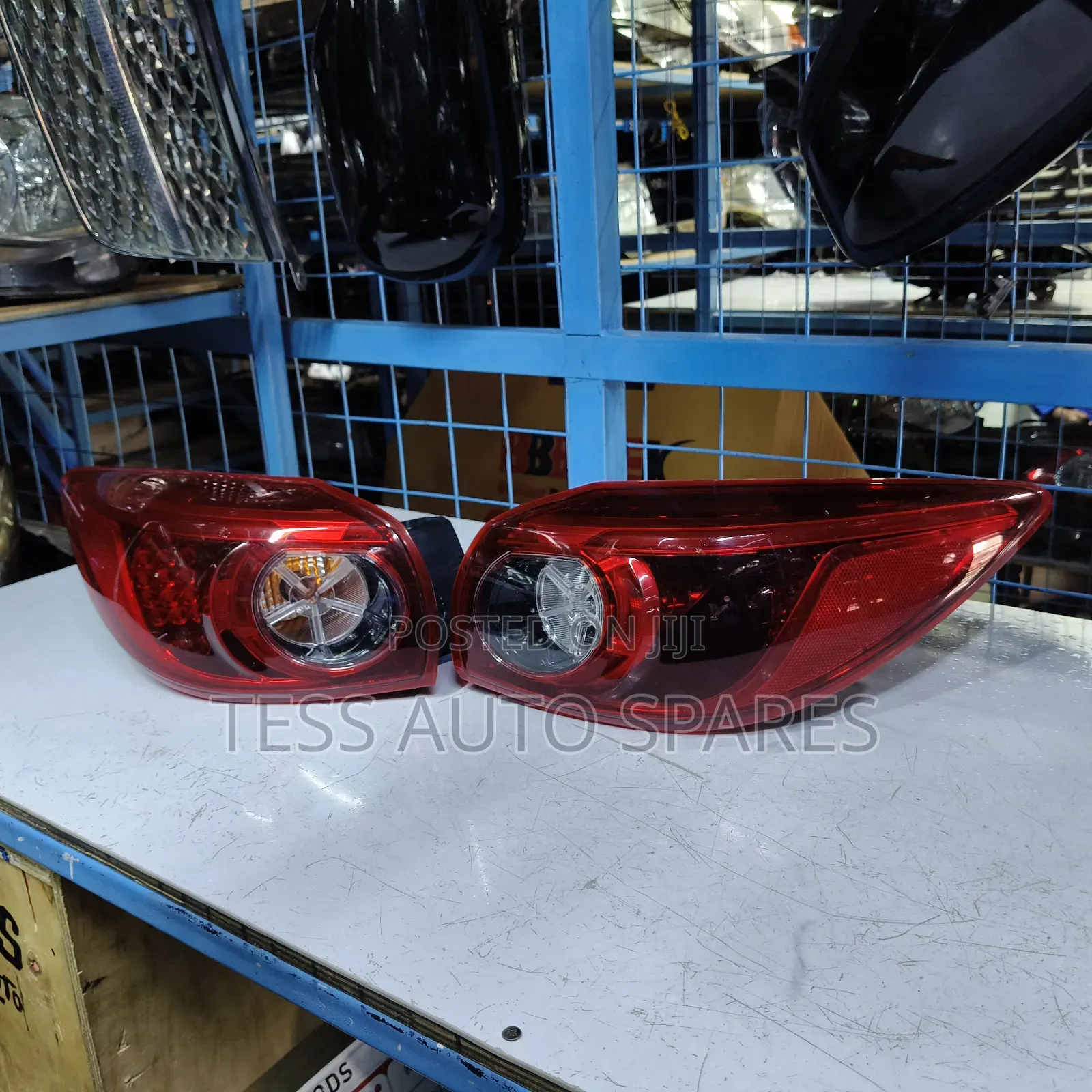 Mazda Axella 2015 Backlights