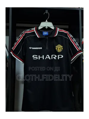 Manchester United 1998/199 Black Sharp Retro Jersey