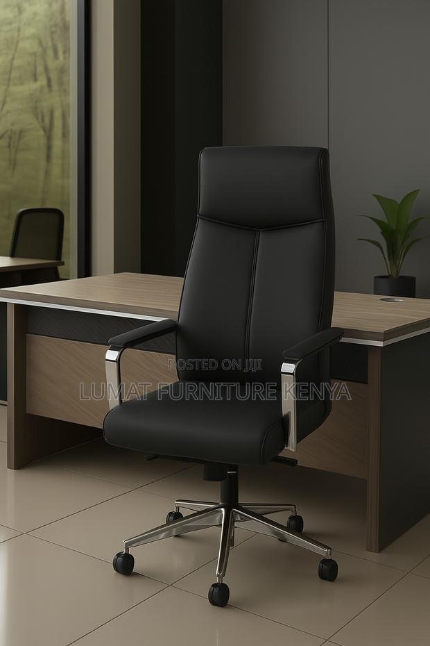 High-Back Office Seat - thumbnail 7
