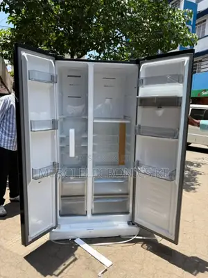 Hisense 541l
Hisense 541l Side-by-Side Fridge With Water Dispenser