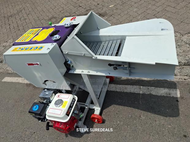 600kg/Hr High Speed Chaff Cutter With 7.5hp Gasoline Engine