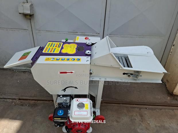 High-speed Animal Feed Chopper With 7.5hp Gasoline Engine
