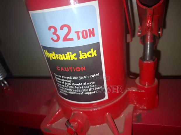 30ton Shop Pressing Machine - thumbnail 2