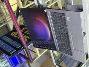 Laptop HP ZBook Firefly 14 G7 16GB Intel Core I7 SSD 512GB