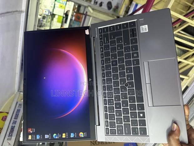 Laptop HP ZBook Firefly 14 G7 16GB Intel Core I7 SSD 512GB - thumbnail 6