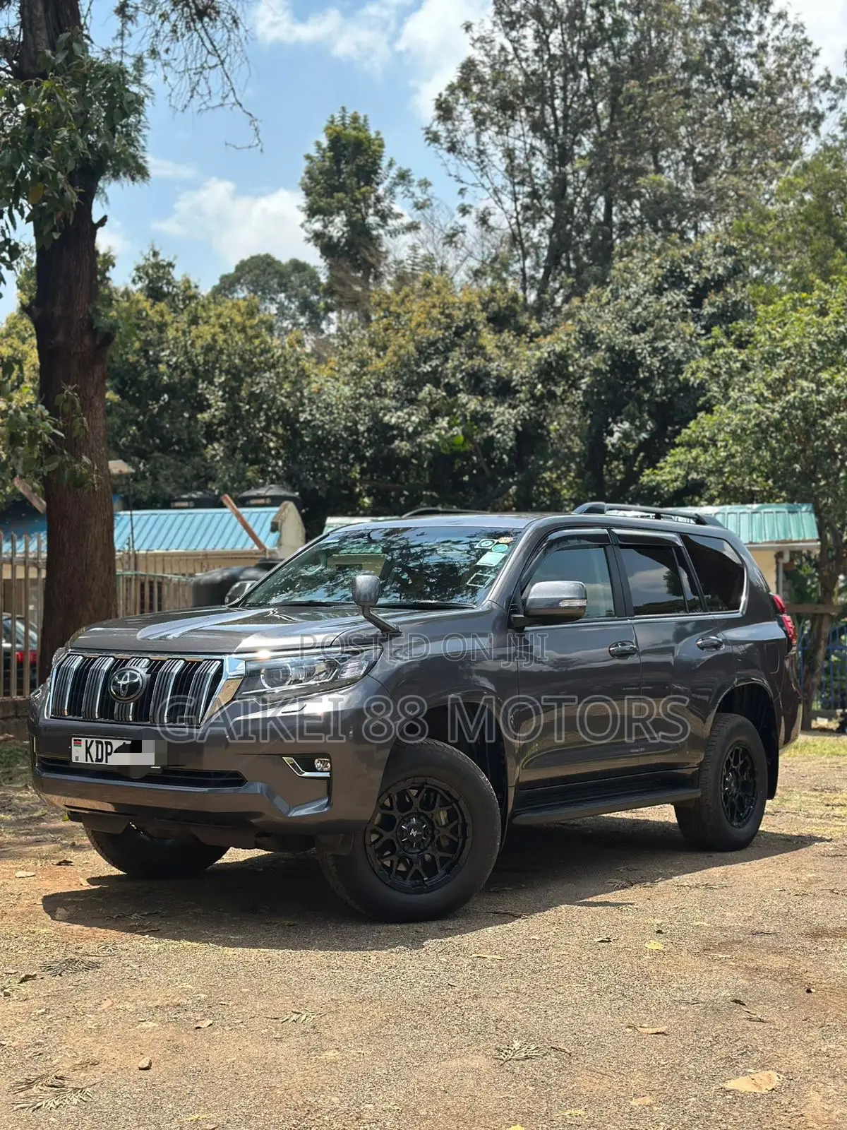 Toyota Land Cruiser Prado 2.7 2022 Gray