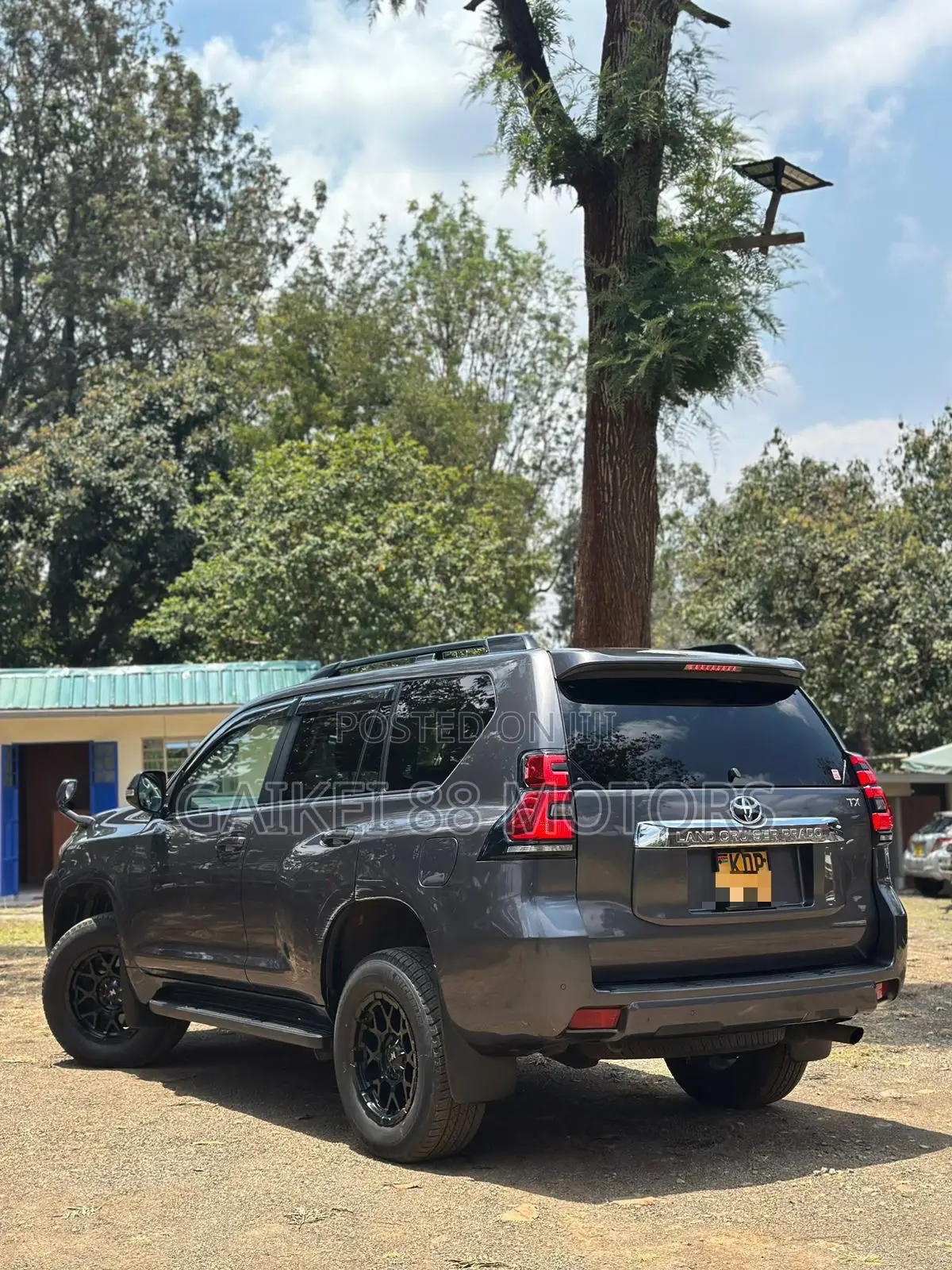 Toyota Land Cruiser Prado 2.7 2022 Gray