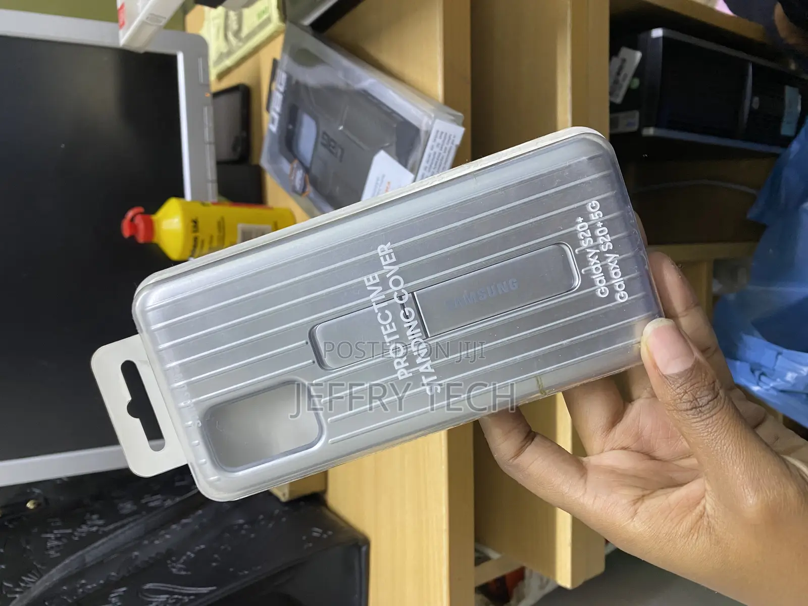 Mwoko Samsung Galaxy S20+ 5g Protective Standing Cover - Silver