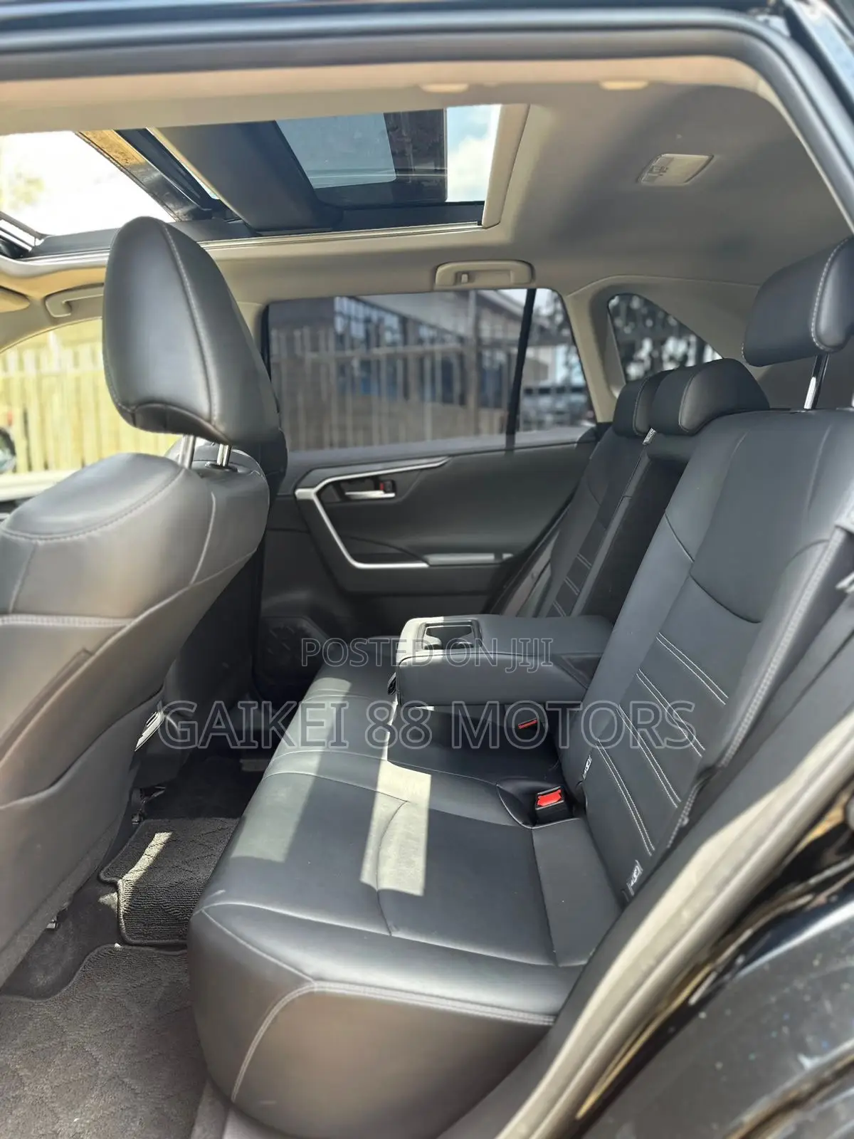 Toyota RAV4 XLE Premium AWD 2019 Black