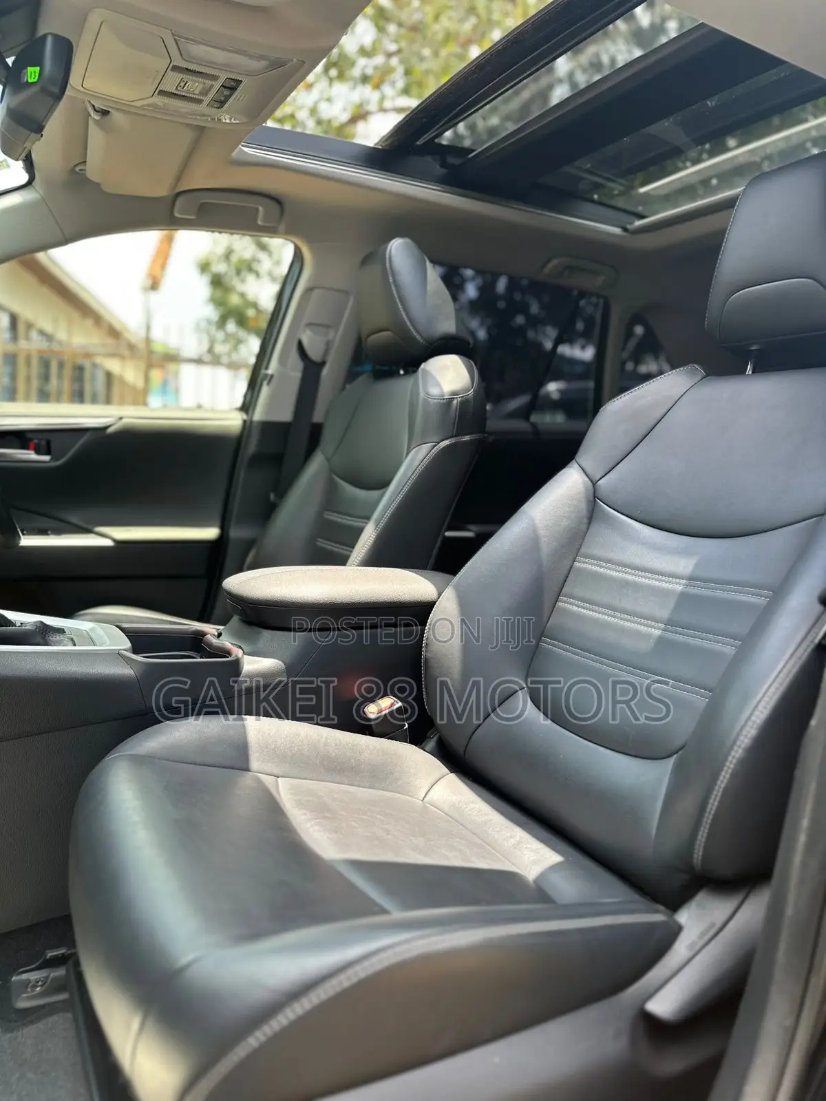 Toyota RAV4 XLE Premium AWD 2019 Black