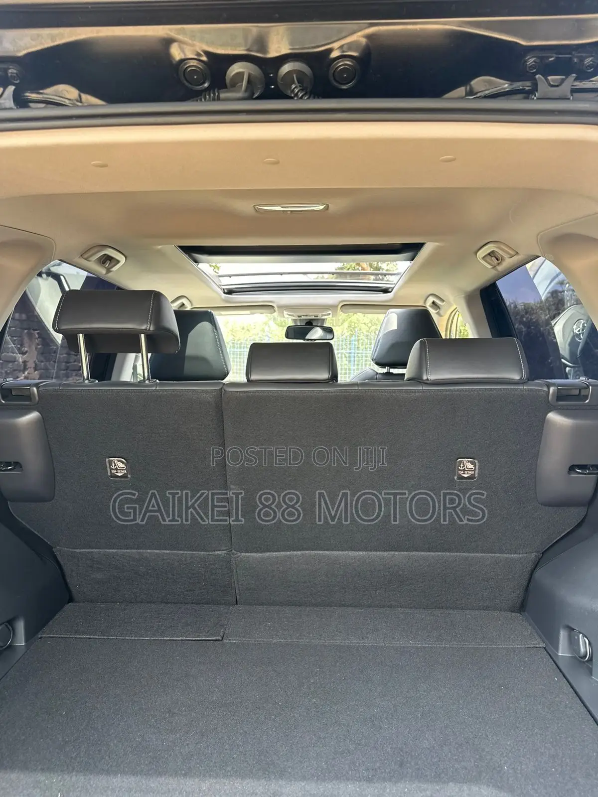 Toyota RAV4 XLE Premium AWD 2019 Black