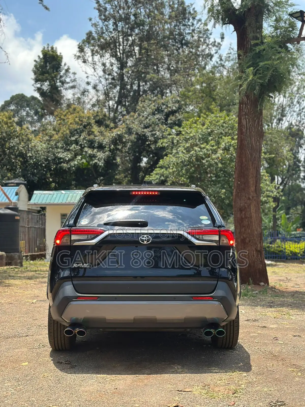 Toyota RAV4 XLE Premium AWD 2019 Black