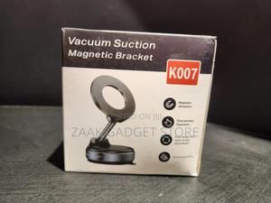 Car Vacuum Suction Magnetic Bracket-