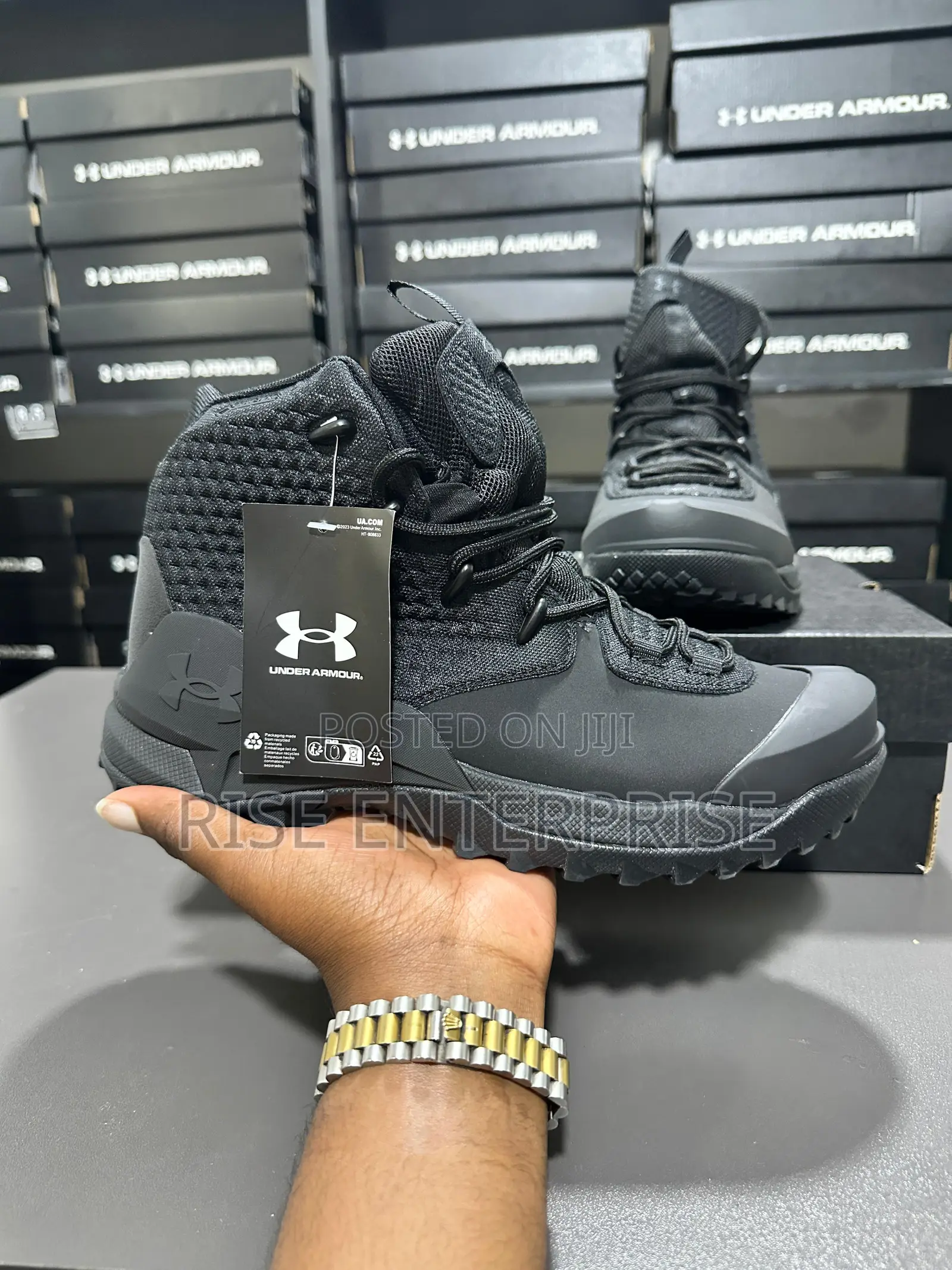 Under Armour Storm 3 Outdoor Hiking Boots- Black