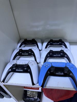 Gently Used Sony Ps5 Controllers/ Ps5 Pads - thumbnail 2