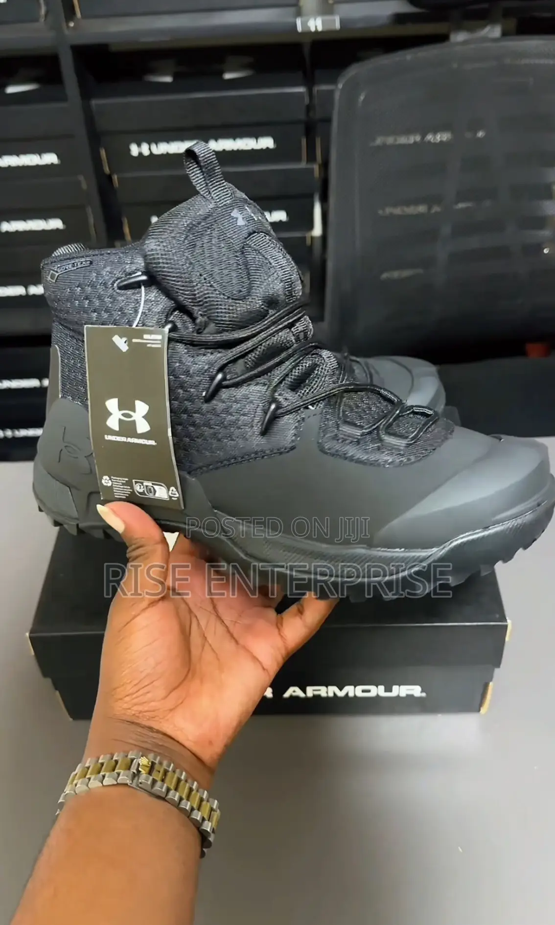 Under Armour Storm 3 Outdoor Hiking Boots- Black