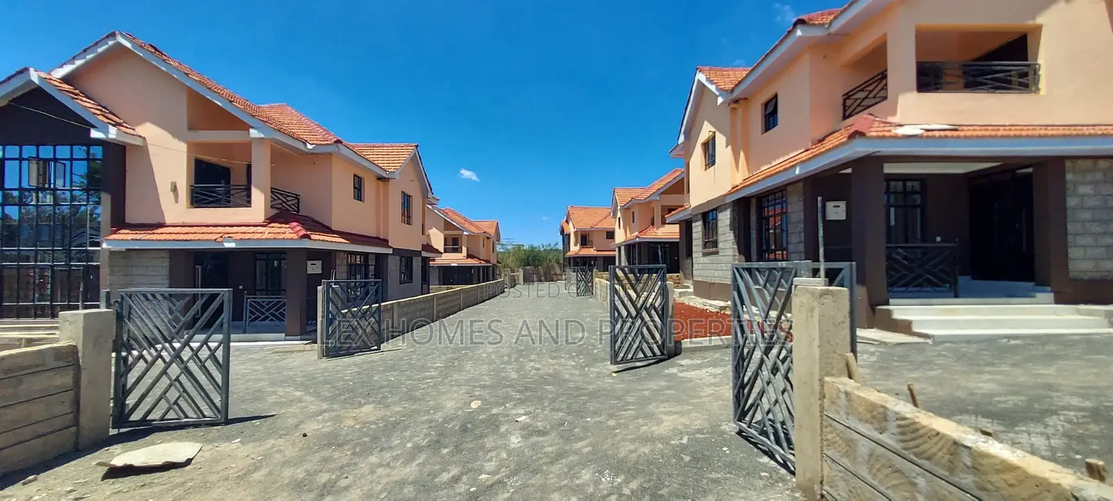 4bdrm Maisonette in Rimpa for sale