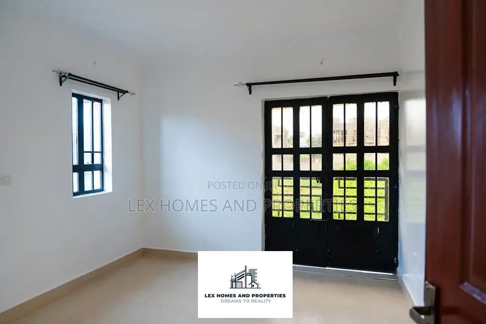 4bdrm Maisonette in Rimpa for sale