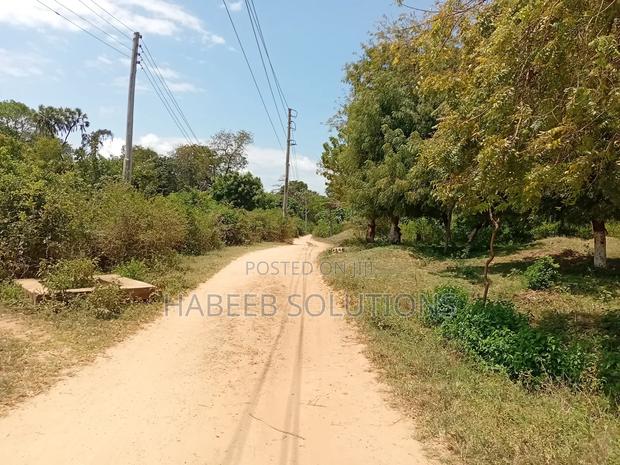 Shanzu Beach - 1/4 Acre Plots for Sale - thumbnail 7
