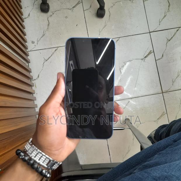 Apple iPhone 13 128 GB Blue - thumbnail 3