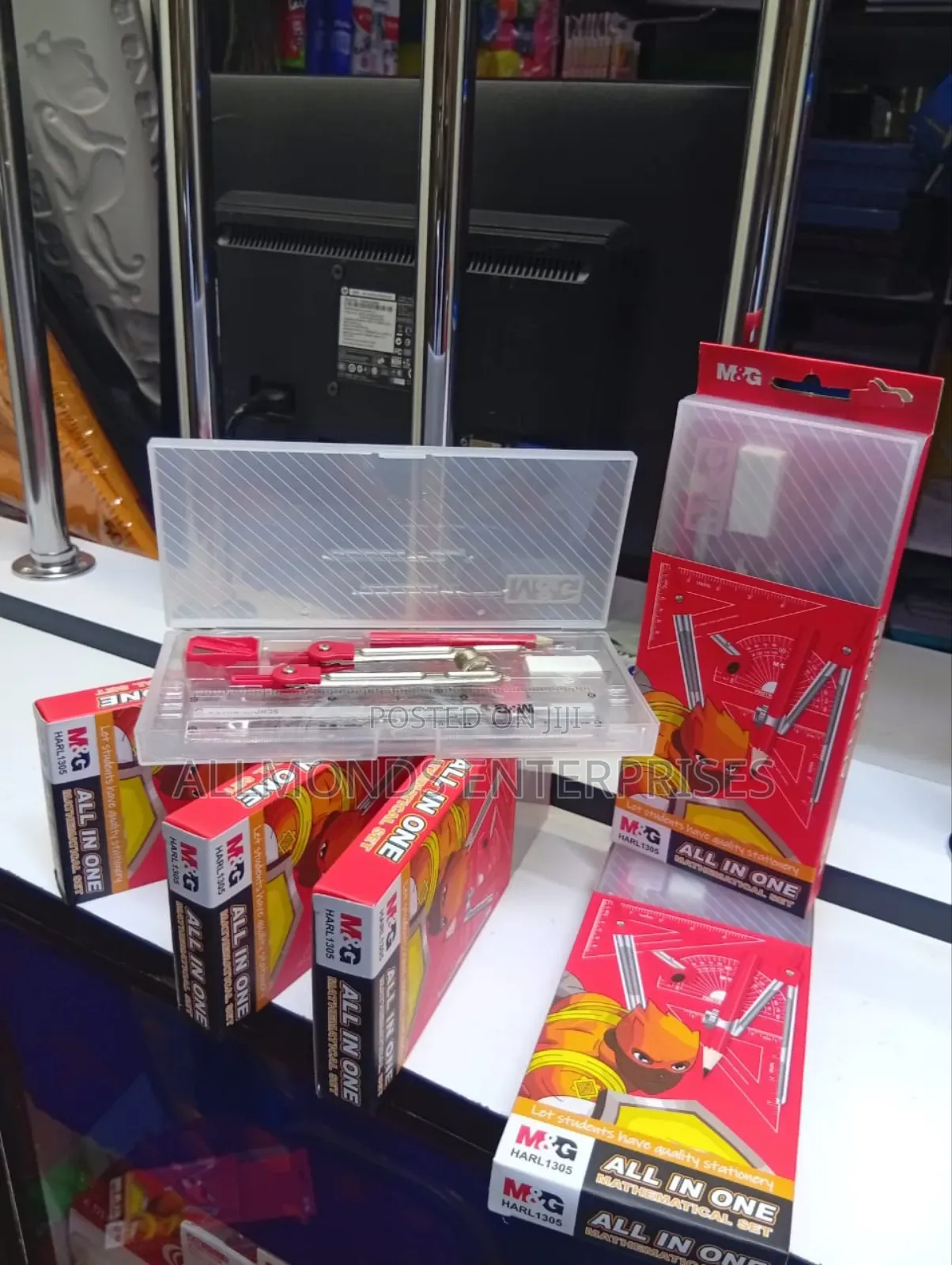 M G Clear/Plastic Student Mathematical Set
