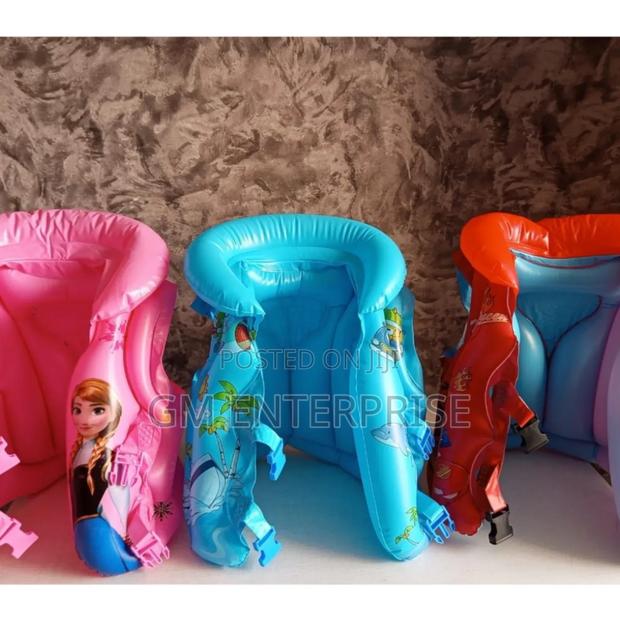 Cartons Themed Jacket Floaters