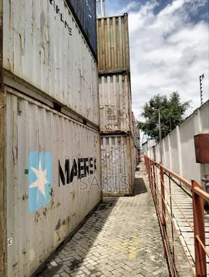 Container Dealers! 20ft Empty Shipping Containers In Kenya!