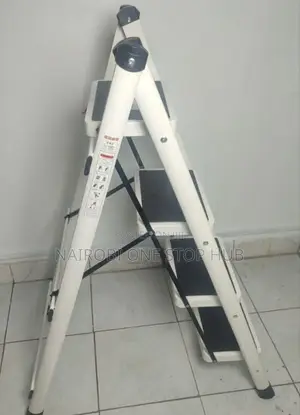 Portable 4 Step Ladder