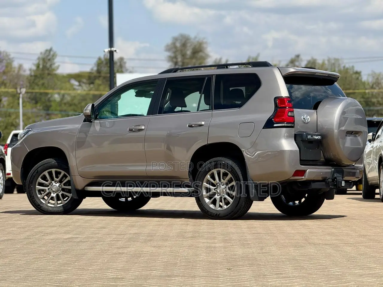 Toyota Land Cruiser Prado 2.8 2018 Brown