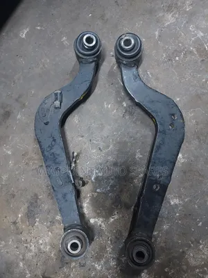 Rear Control Arms Toyota Vanguard